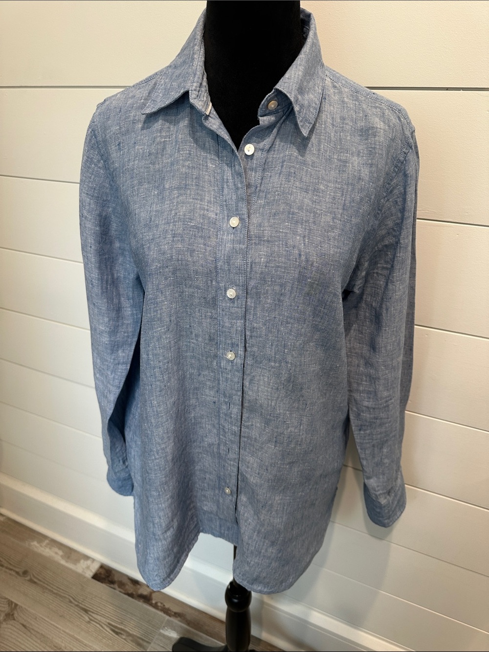 Brooks Brothers Women’s Tunic Casual Button-Down Linen Shirt - Light Blue
